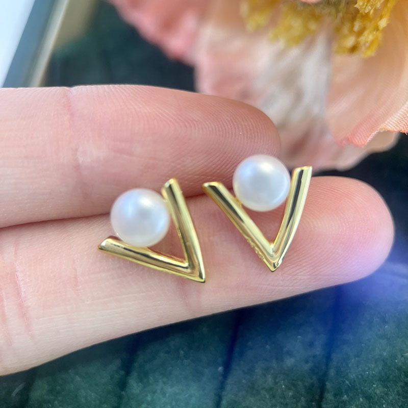 Pearl Stud Earrings - E009 Gold Plated Copper S925 Sterling