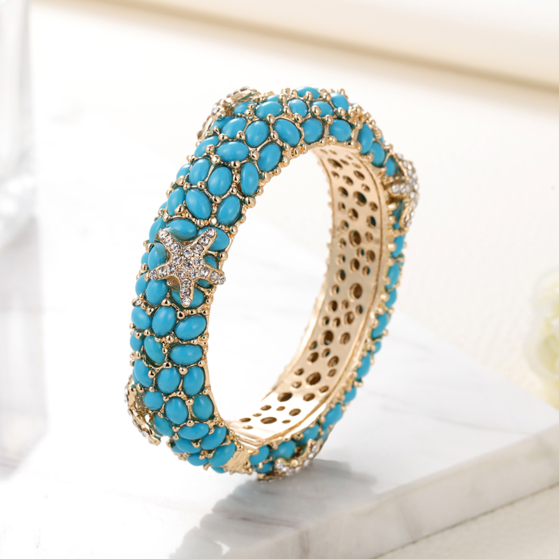 Sally's Paradise Christmas gif - огляд і ціна Paradise Jewelry & Watches Llc Miami Photos