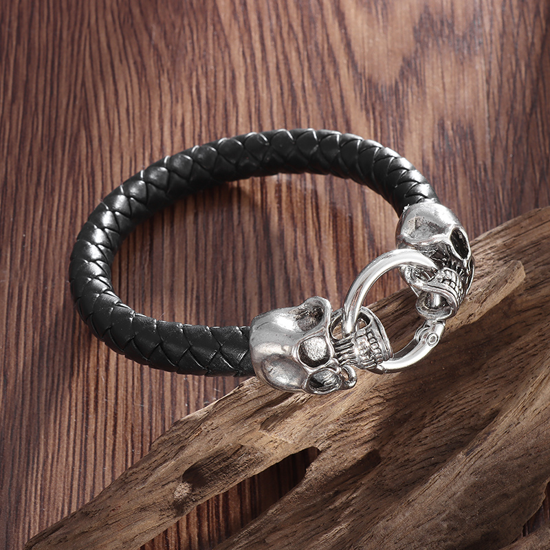 Gothic Double Skull Black Brai - огляд і ціна Gothic Skull Ring