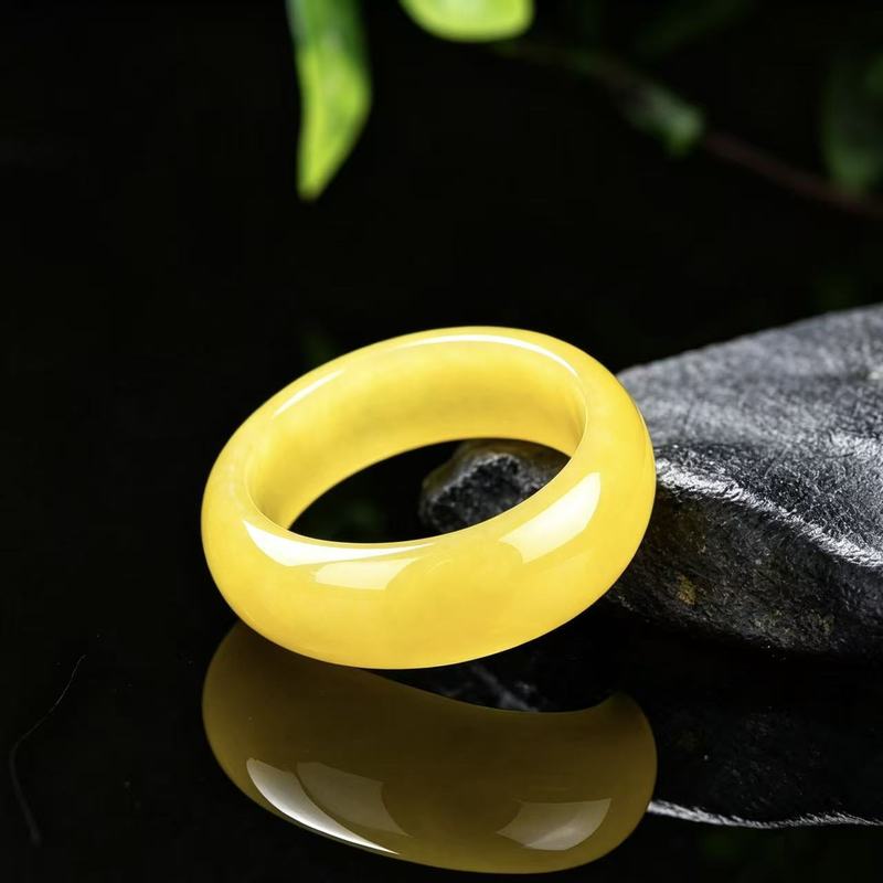 Genuine A-grade jadeite ring w - огляд і ціна Jewelry & Watches Company
