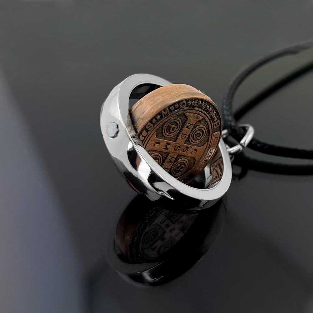 New St Benedict Medal Necklace - огляд і ціна Jewelry & Watches Company