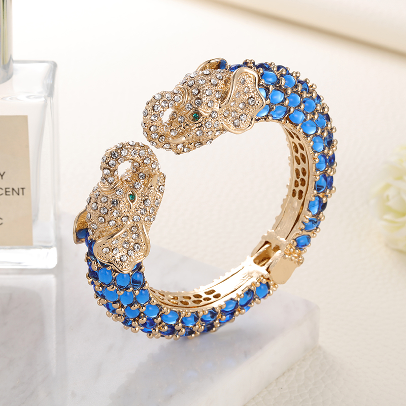 Sally's Paradise Resin Colorfu - огляд і ціна Paradise Jewelry & Watches Llc Miami Photos