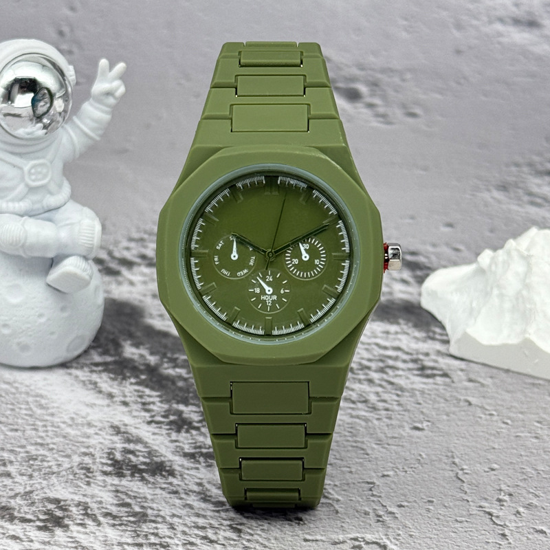 Famous Brand Fake Three-Eyed D - огляд і ціна Jewelry Inspired Watches